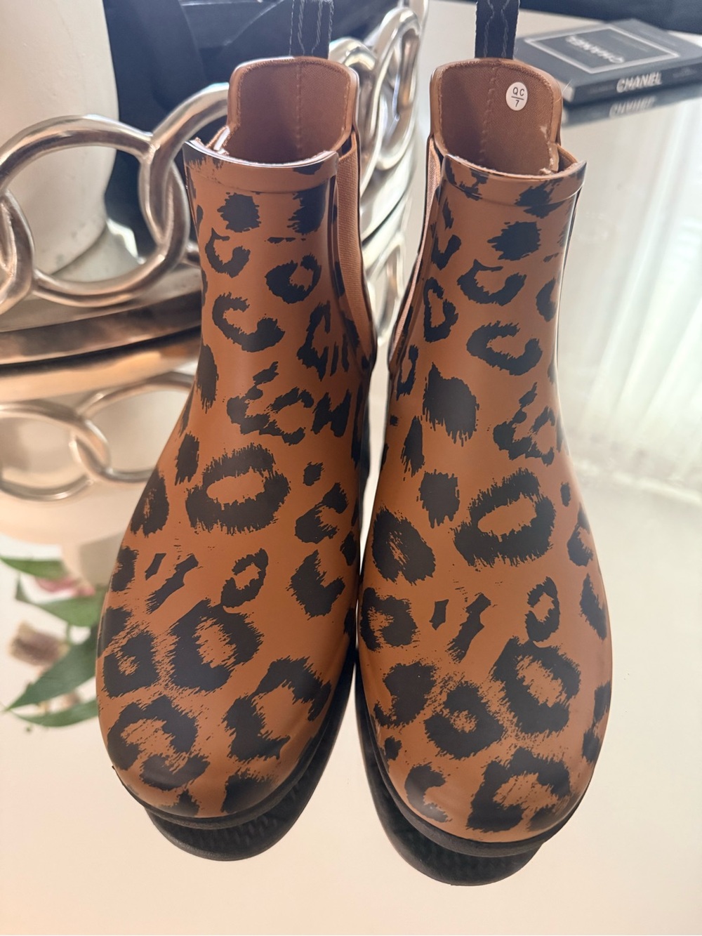 Hunter Chelsea Boots Leopard Print Rubber Rain Waterproof Bootie Womens Sz 7